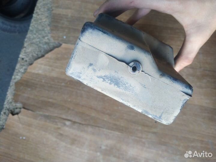 Резонатор воздушного фильтра Haima 3 седан