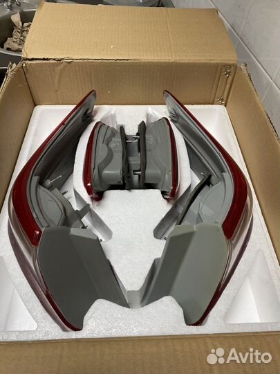 Задние фонари Toyota Camry 40