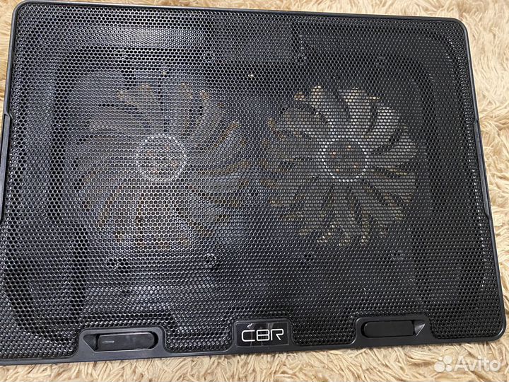 Подставка для охлаждения ноутбука