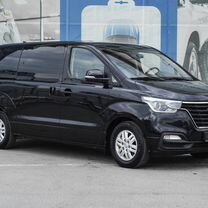 Hyundai H-1 2.5 AT, 2018, 52 203 км, с пробегом, цена 3 799 000 руб.