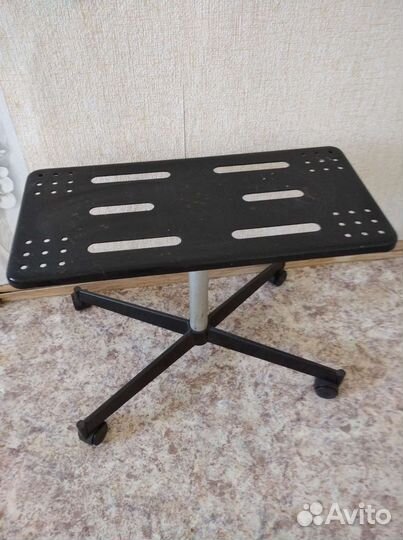 Подставка под телевизор