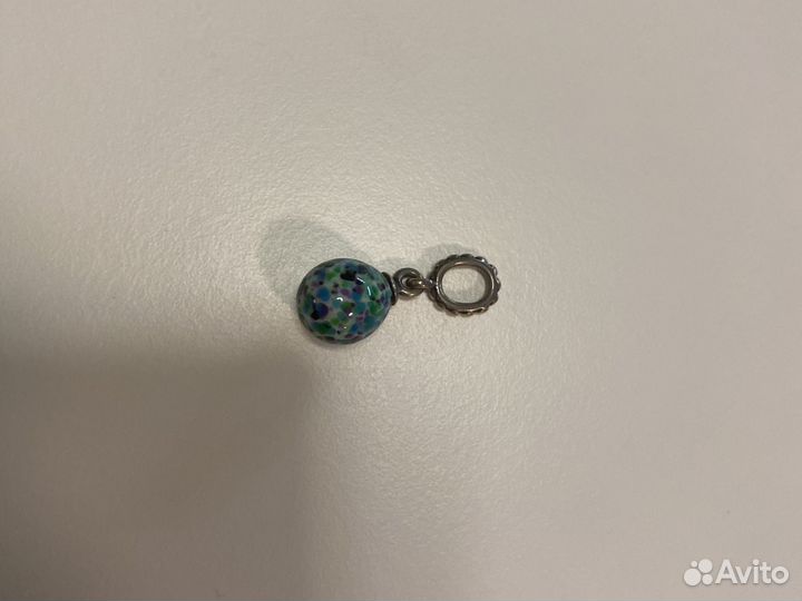 Украшение шарм