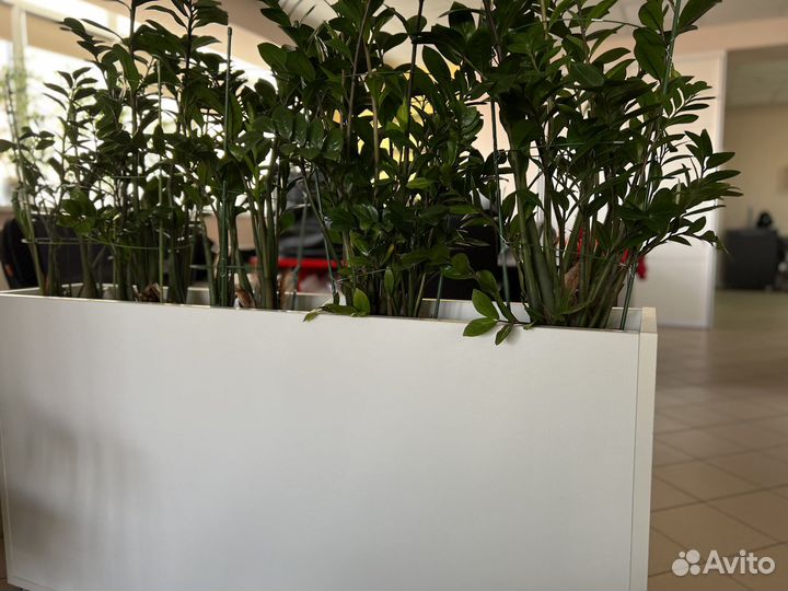 Подставка для цветов на колесах