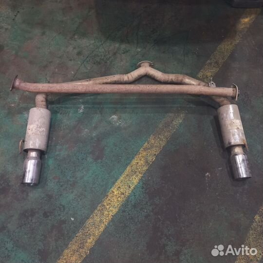 Раздвоенный выхлоп Toyota Camry v50/v55