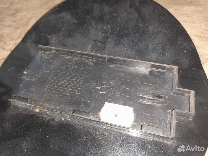 Крышка лючка бензобака Opel Astra J (2010-2017) хэ