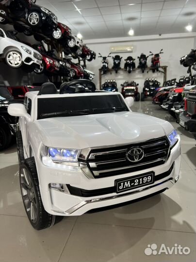 Детский электромобиль