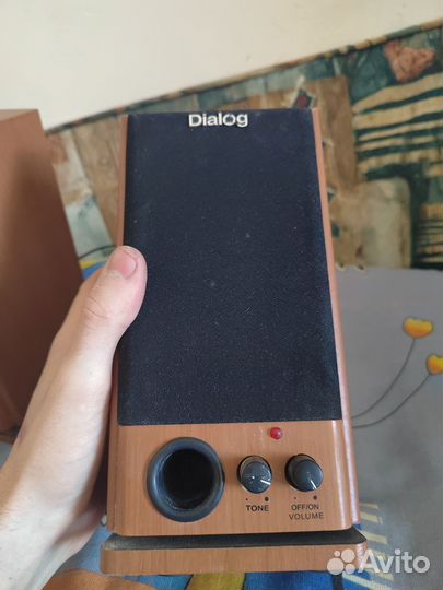 Акустические колонки для компьютера