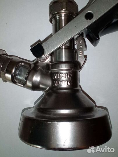 Заборная (раздаточная) головка 