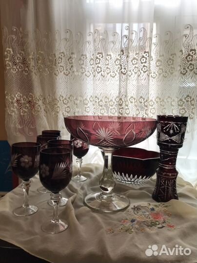 Вазы, фужеры марганцевый хрусталь сталинский ампир