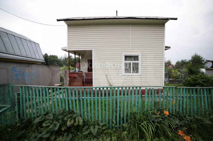 Дача 50 м² на участке 4 сот.