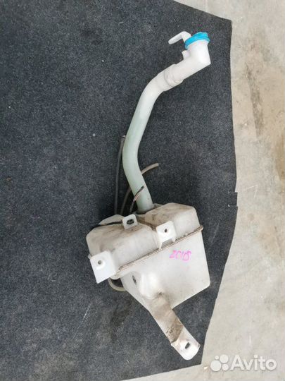 Бачок омывателя Suzuki Swift ZC11S