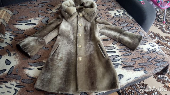 Шуба мутоновая 48 размер