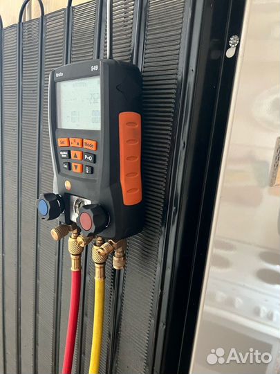 Ремонт холодильников / морозильных камер