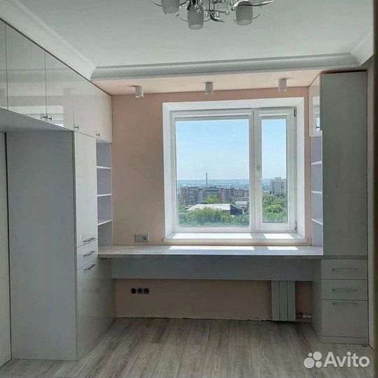 Шкаф с рабочей зоной SHR-6995