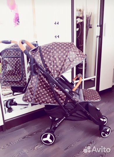 Детские коляски 3 в 1 из эко кожи