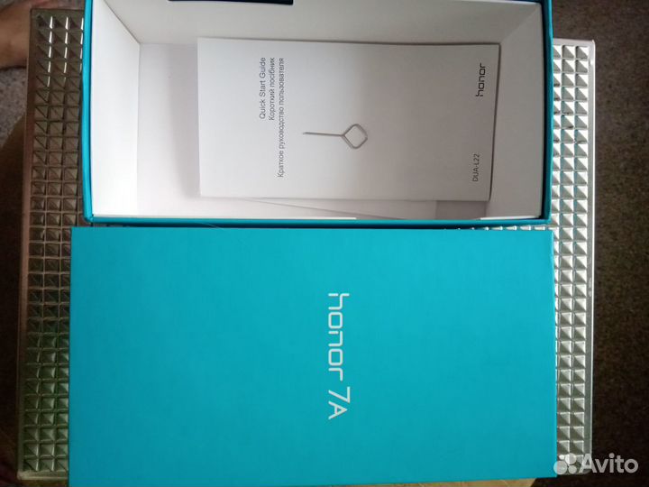 Коробка от телефона Honor 7A