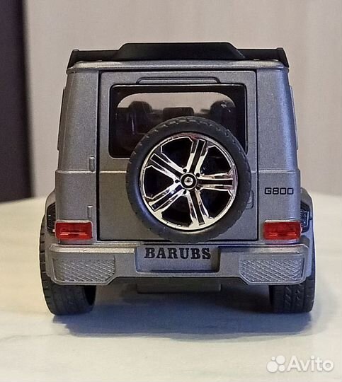 Модель Mersedes-Benz G800, металлическая 1:32