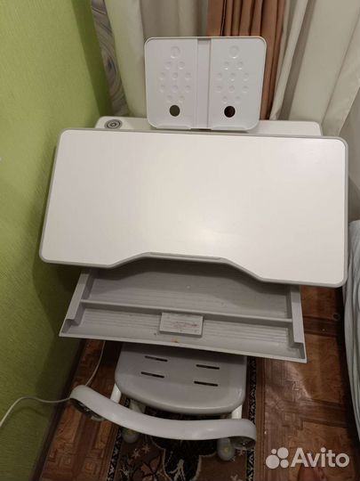 Растущая парта и стул