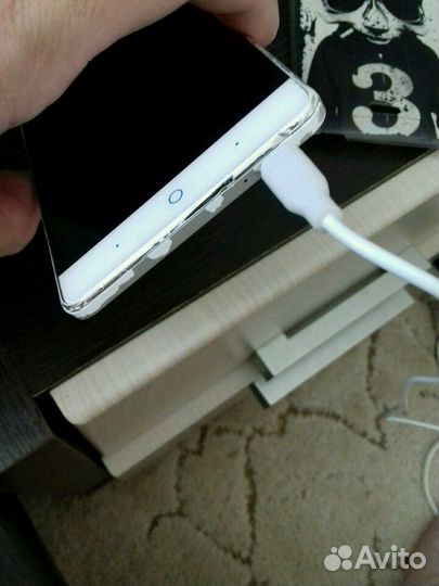 ZTE Blade X9, 2/16 ГБ