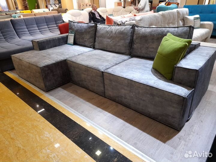 Продавец консультант мягкой мебели