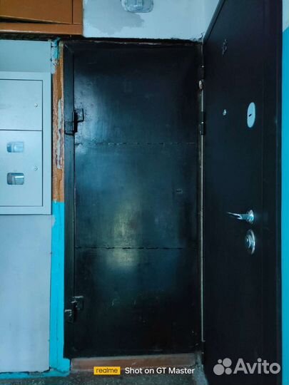 Дверь входная металлическая