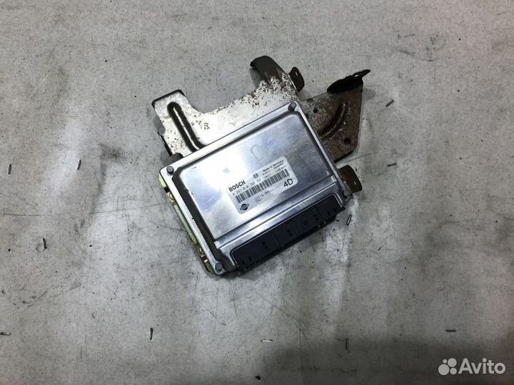 237105M311 эбу Блок управления Nissan Almera N16