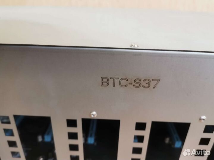 Корпус с материнкой для майнинга