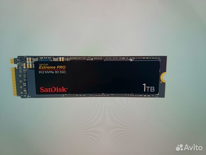 SSD m2 1000 гб SanDisk extreme pro