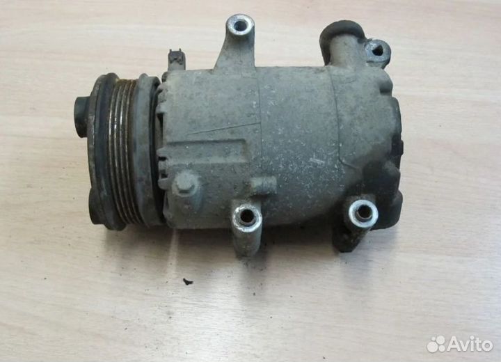 Компрессор кондиционера Ford Focus 2 1.6