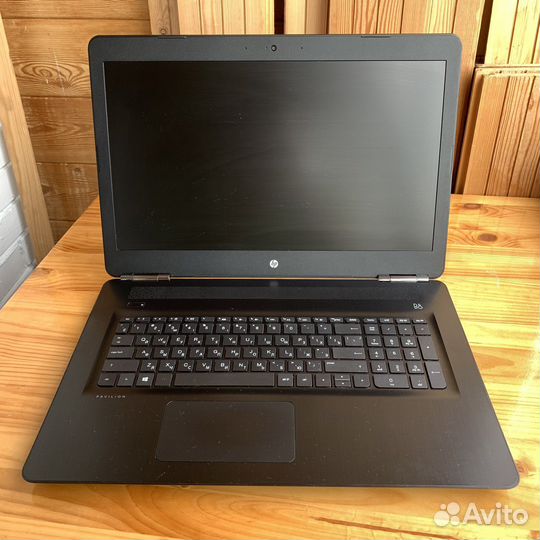 HP Pavilion 17-ab427ur