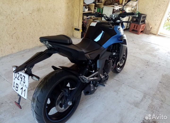 Мотоцикл CFmoto 400NK