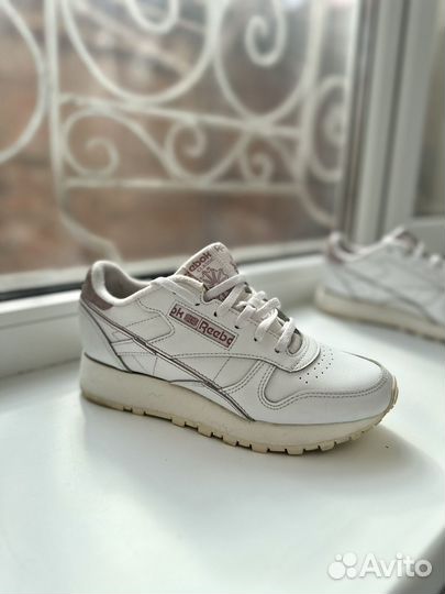 Кроссовки reebok женские
