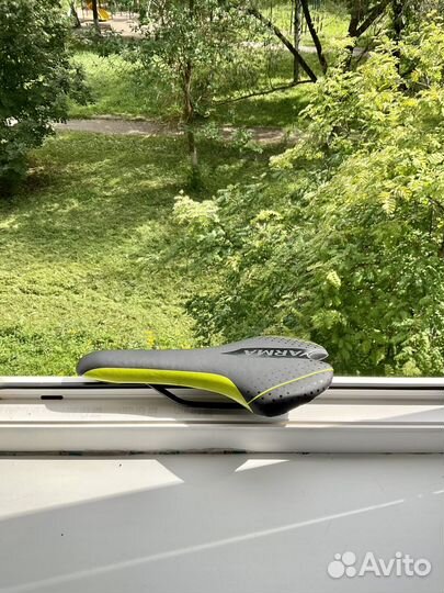 Велосипедное сиденье. Спортивное седло Varma