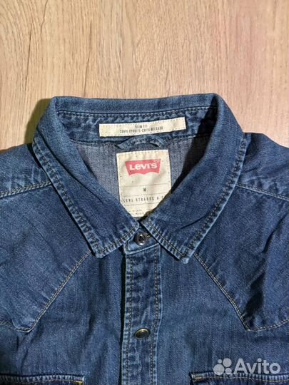 Джинсовая рубашка Levis