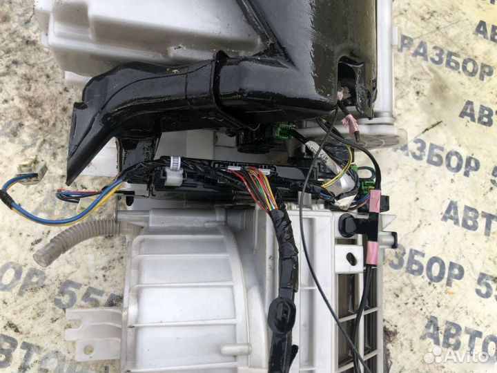 Корпус отопителя Mitsubishi Lancer 10