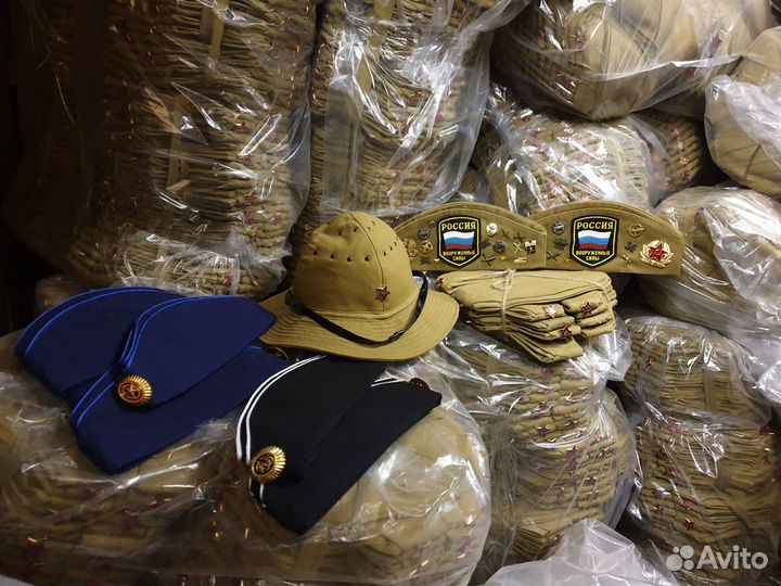 Пилотки военные,лётные и морские