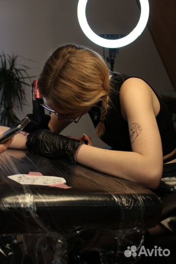 Татуировки, Тату мастер