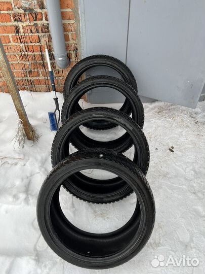 Nokian Tyres Hakkapeliitta 8 255/35 R20 и 285/30 R20