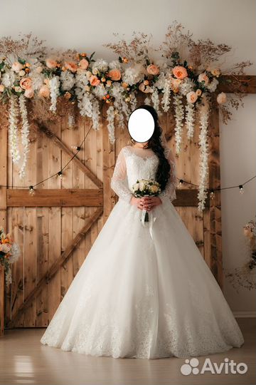 Свадебное платье