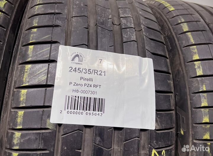 Pirelli P Zero PZ4 245/35 R21 94Y