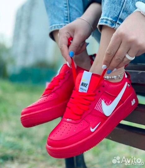 Кроссовки 41р