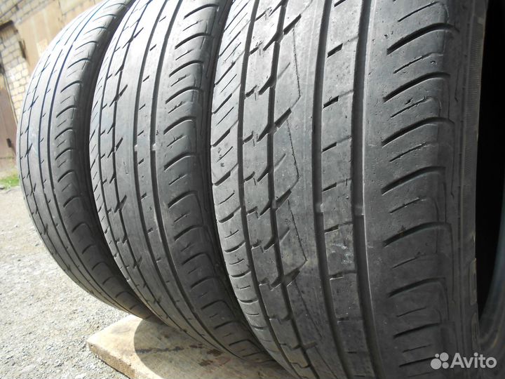Continental CrossContact LX25 235/55 R20