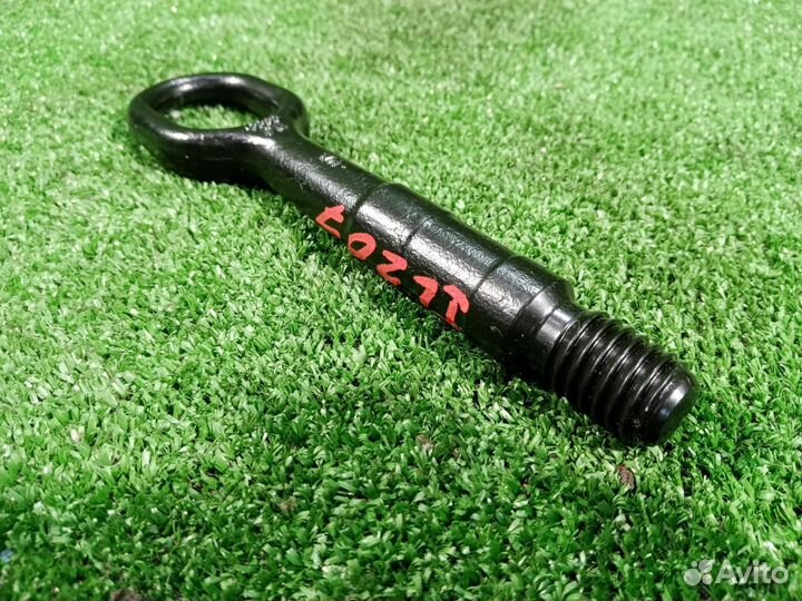 Крюк буксировочный Audi A4 B8 cdnc (2.0T) 2009