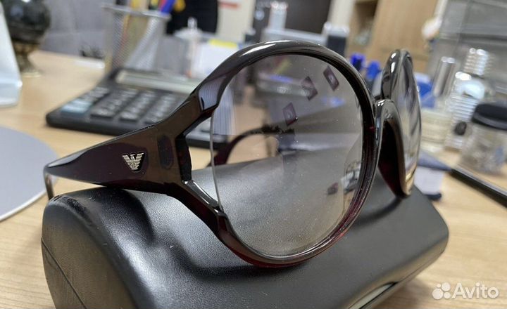 Солнцезащитные очки Emporio Armani