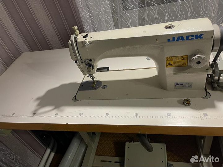 Промышленная швейная машина jack
