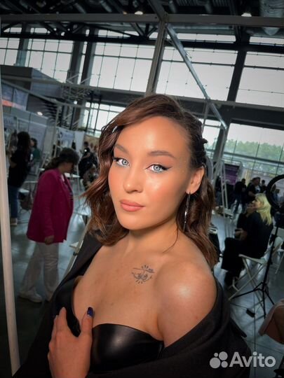 Макияж, повязывание платка, прически, оформление б