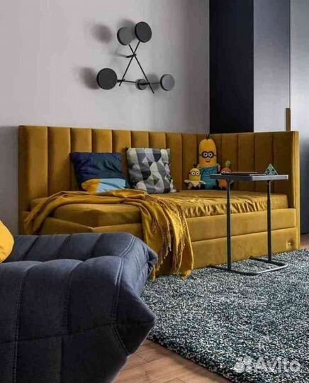 Кровать детская с мягкой спинкой