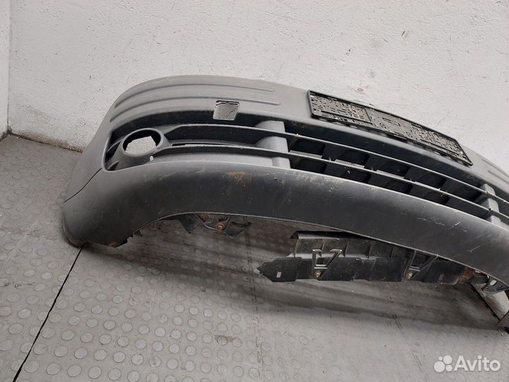 Бампер передний Volkswagen Caddy