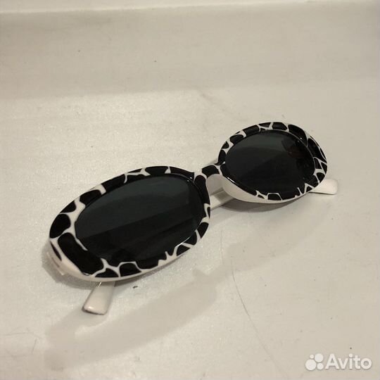 Очки принт коровы