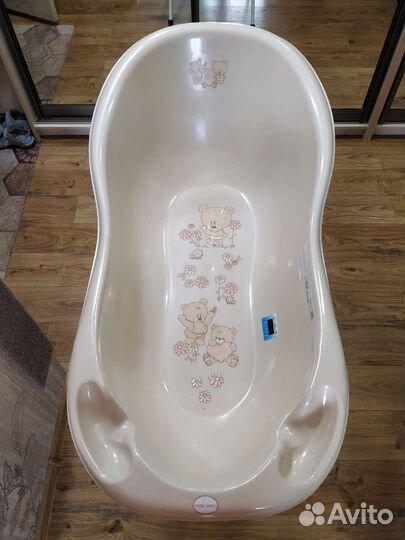 Ванночка для купания с подставкой